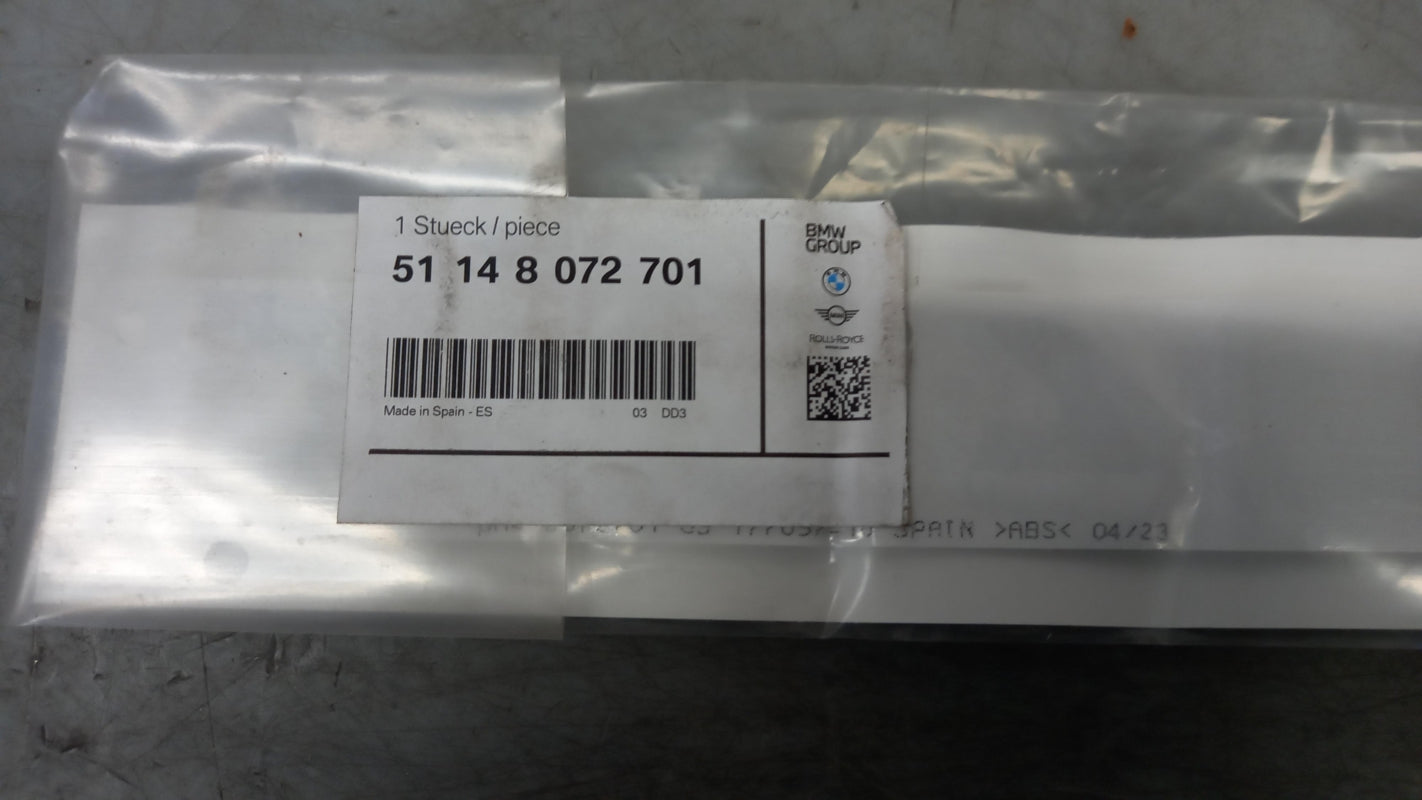 Original OE BMW Emblem Plakette 51148072701