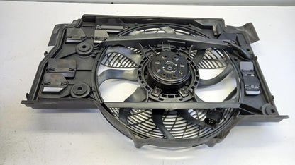 Original BMW 5' E39 Motorkühlung Lüfter 64546921397