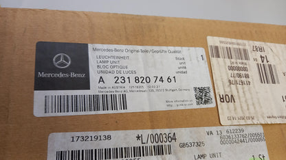 Original MERCEDES-BENZ R231 Frontscheinwerfer Scheinwerfer Rechts A2318207461