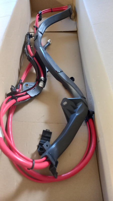 Original BMW 3' E90 E91 E92 E93 Batteriekabel plus 61129205520