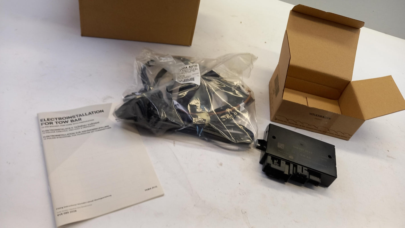 Original SKODA Fabia PJ 2022> Anhängerkupplung Elektrosatz 13-polig 6VE055202B