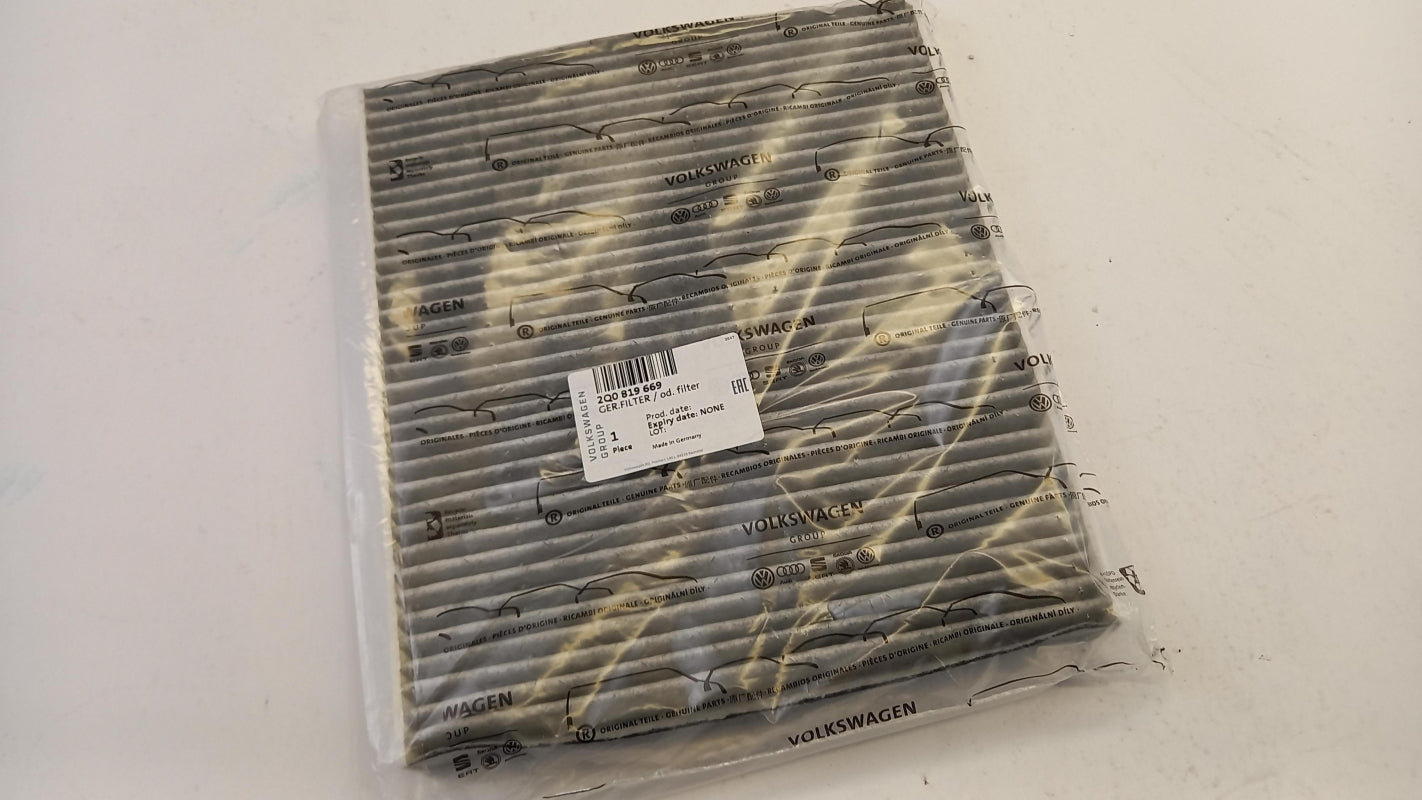 Original OE Volkswagen cabin filter 2Q0819669 