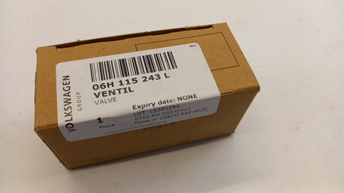 Original AUDI A3 A4 A5 A6 Q3 Q5 VW Golf Passat Nockenwellensensor 06H115243L