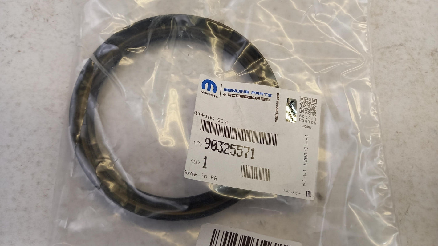 Original OE OPEL crankshaft seal 90325571 
