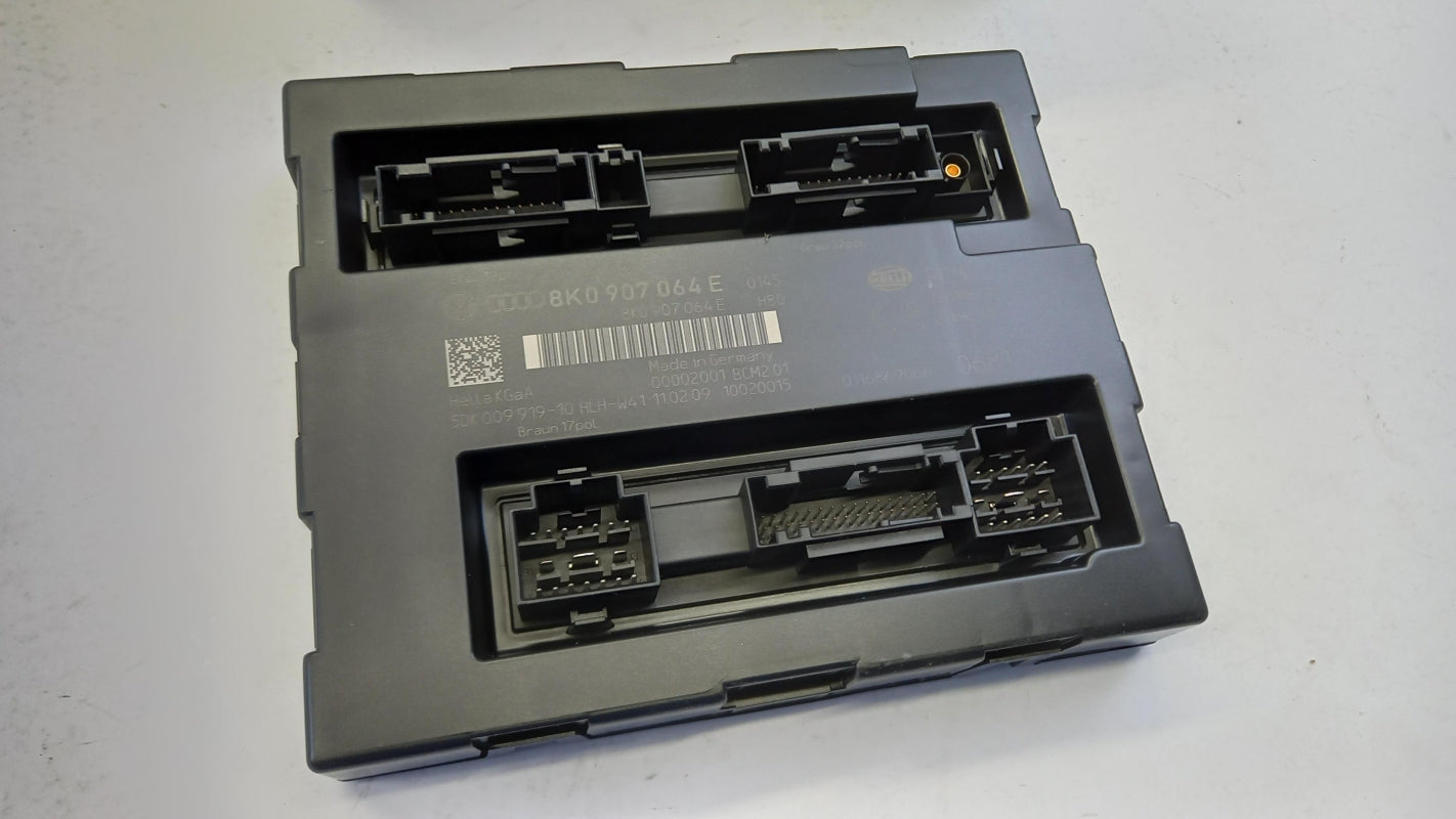 Original AUDI A4 2008-2016 Komfortsystem Bordnetz Steuergerät 8K0907064E