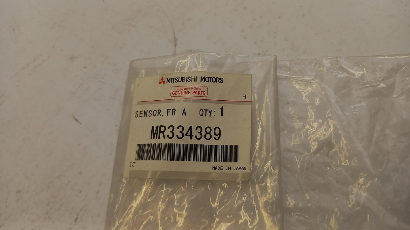Original OE MITSUBISHI Raddrehzahl Sensor MR334389
