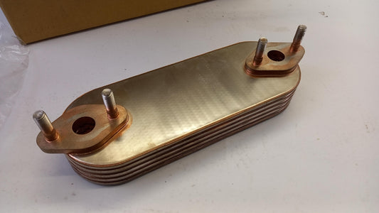 Original MITSUBISHI Pajero Montero Motorölkühler ME200523