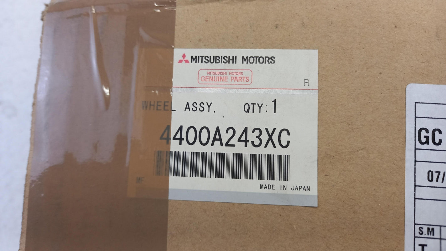 Original MITSUBISHI L200 L200 Sportero Lenkrad 4400A243XC