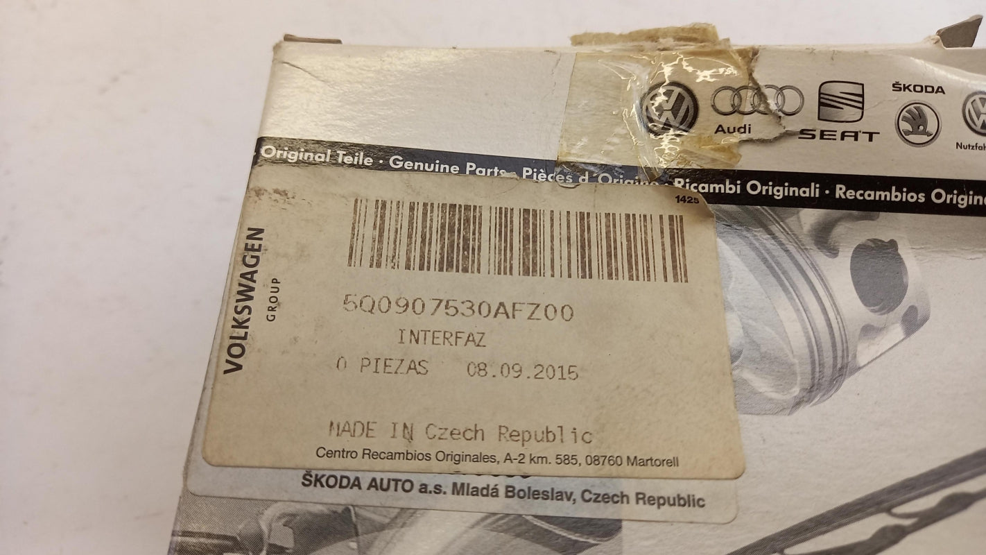 Original AUDI A3 VW Golf 7 Passat B8 Diagnose Interface Gateway 5Q0907530AFZ00
