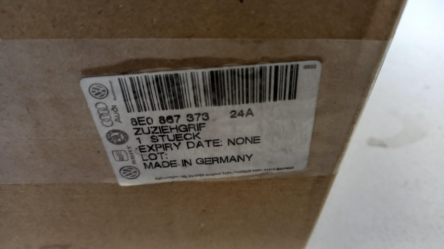 Original AUDI A4 RS4 8E SEAT Exeo 3R Türgriff Armlehne hinten links 8E086737324A