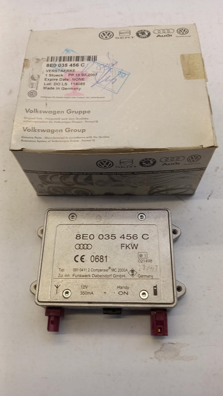 Original AUDI A3 A4 RS4 A5 A6 RS6 A8 Q7 SEAT Exeo Antennenverstärker 8E0035456C