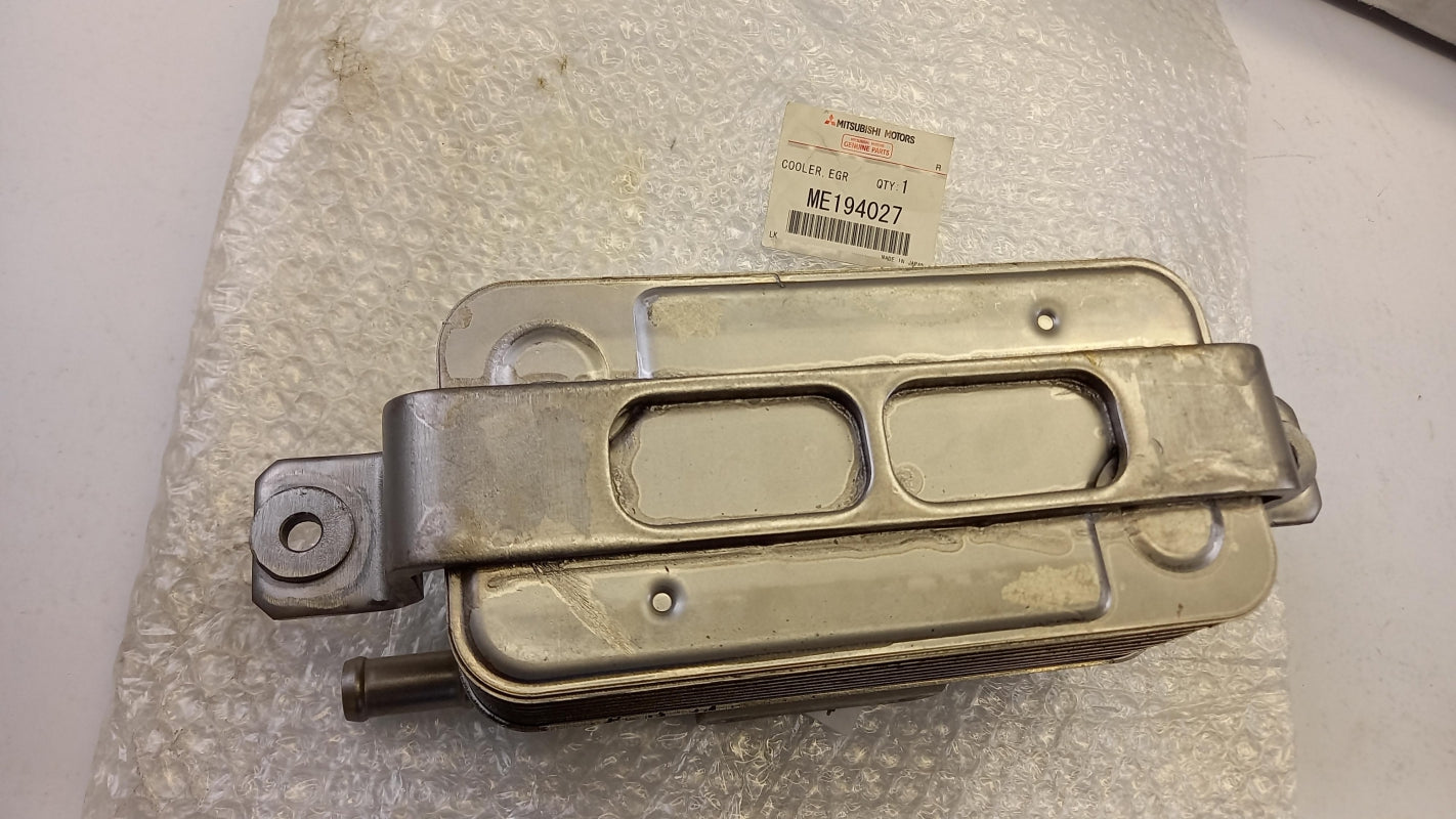 Original MITSUBISHI Pajero 2000-2006 AGR Kühler ME194027