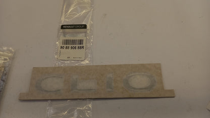 Original RENAULT Clio IV Emblem Plakette Hinten 908890688R