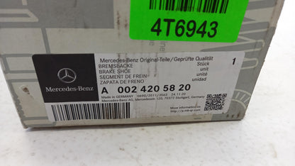 Original OE MERCEDES-BENZ Feststellbremse Bremsbackensatz A0024205820
