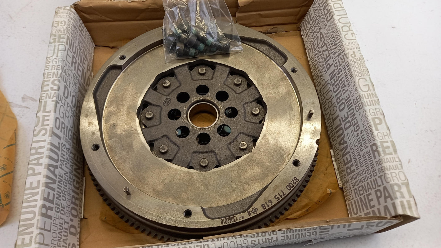 Original NISSAN Cabstar Schwungrad 123100Q1EREX