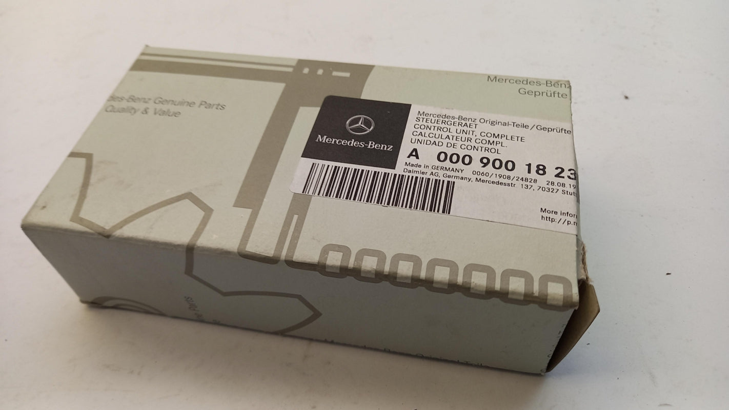 Original MERCEDES-BENZ W213 W205 W257 Rückfahrkamera A0009001823