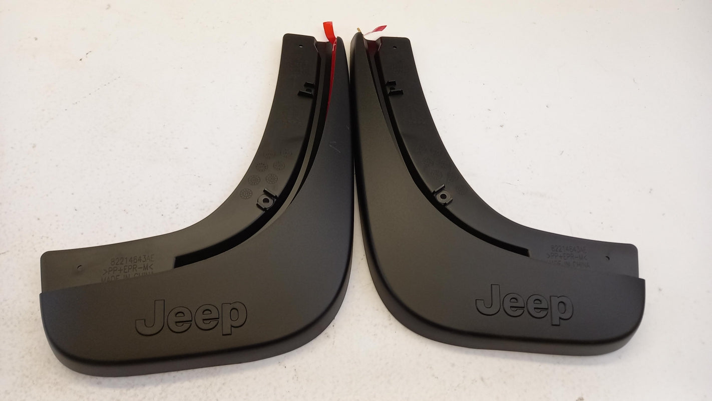 Original OE FIAT mud flap 82214643AE 