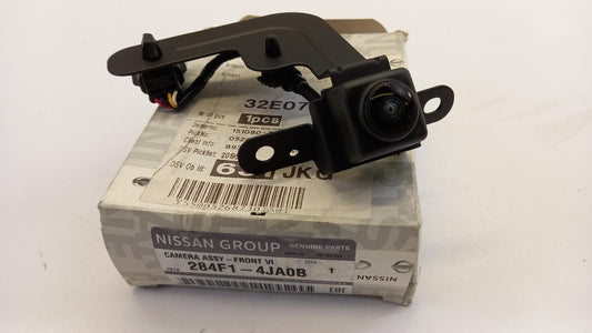 Original NISSAN Navara NP300 Rückfahrkamera vorne 284F14JA0B
