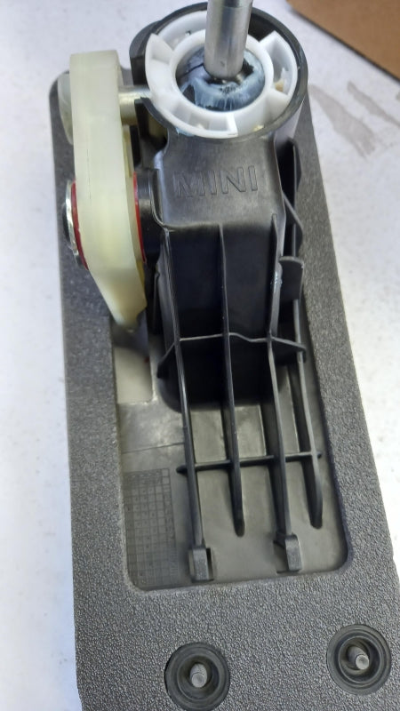 Original MINI R55 R56 R57 R58 R59 Schalthebel 25112753810