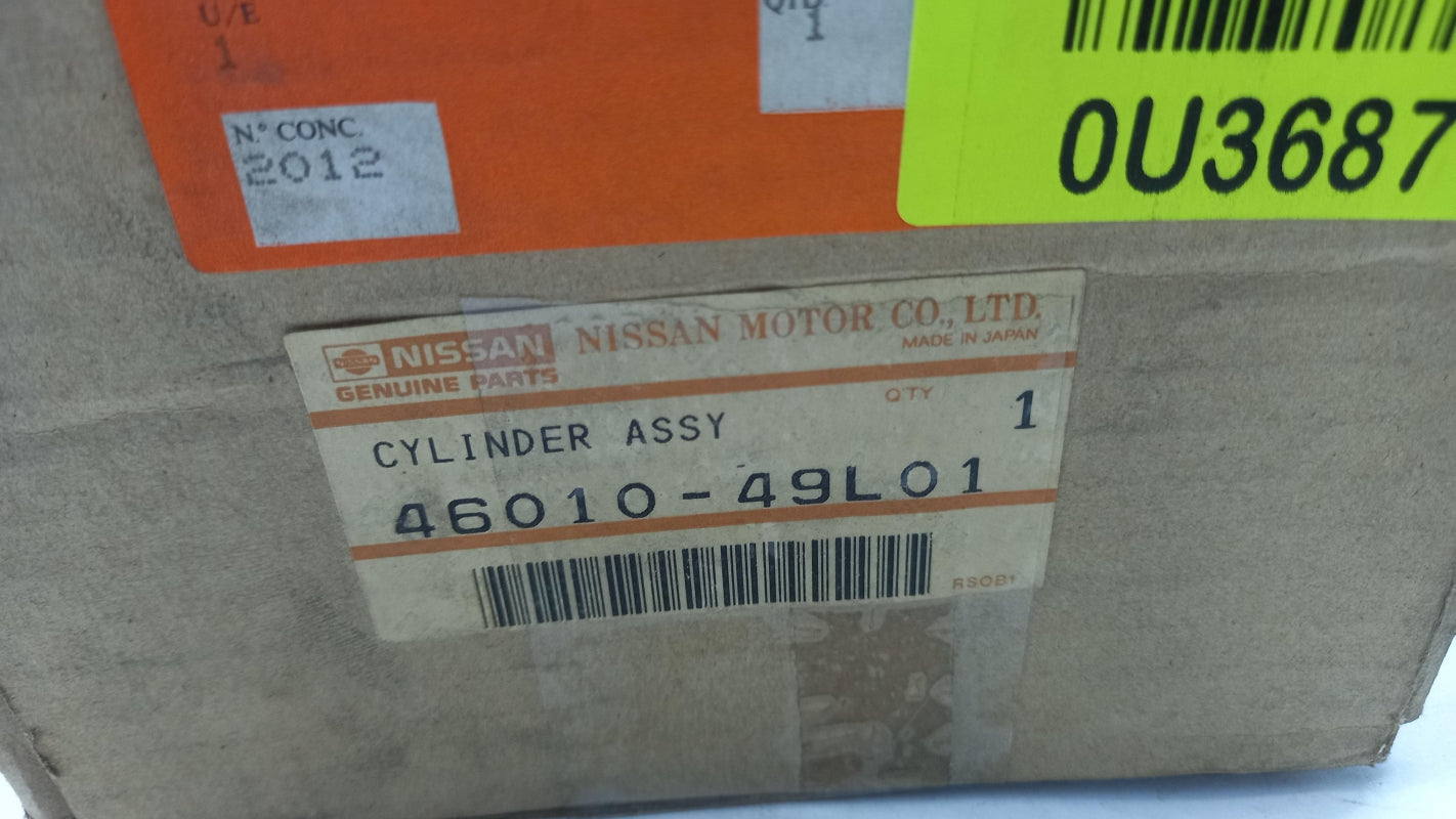 Original NISSAN PickUp D21 Hauptbremszylinder 4601049L01