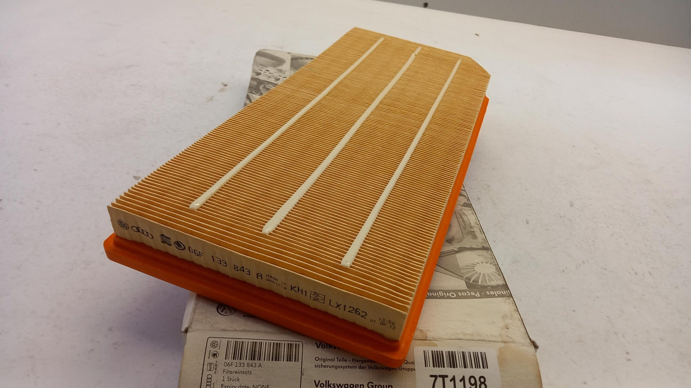 Original AUDI A3 TT VW Eos Golf Jetta Passat SEAT Altea Luftfilter 06F133843A
