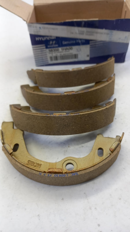 Original HYUNDAI I30 KIA Sportage Feststellbremse Bremsbackensatz 583501HA00
