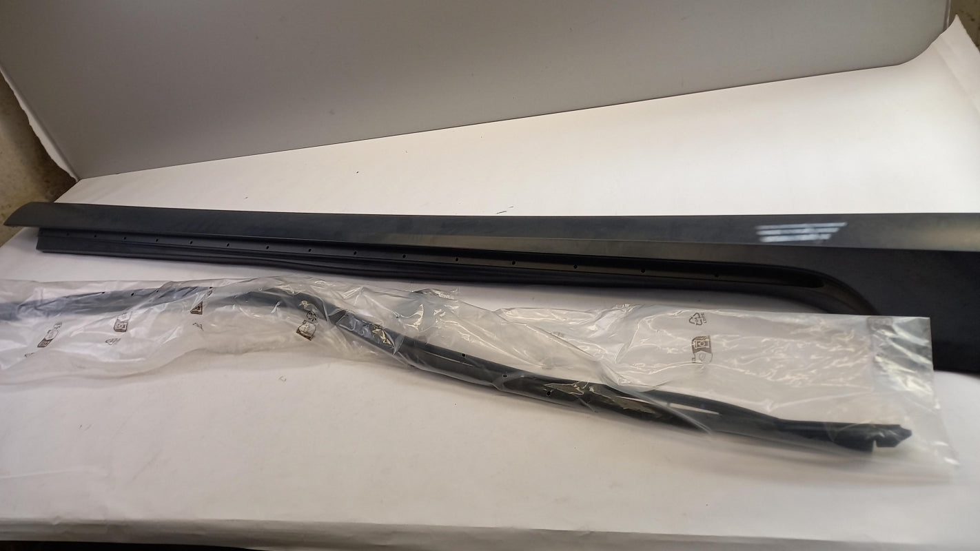 Original VOLVO S60 V60 Schwellerverkleidung rechts 32270137