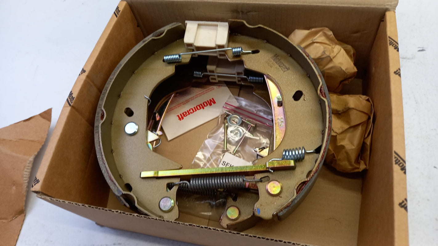 Original OE FORD Bremsbackensatz 1458742