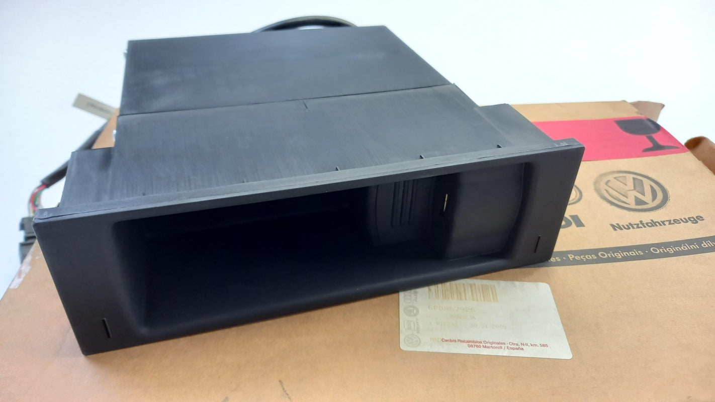 Original LAMBORGHINI Gallardo SEAT Leon 1P USB-Anschluß Schnittstelle 5P0857925