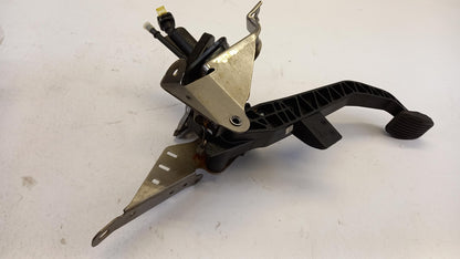 Original MAZDA 3 (BK) Kupplungspedal BP4S41300G