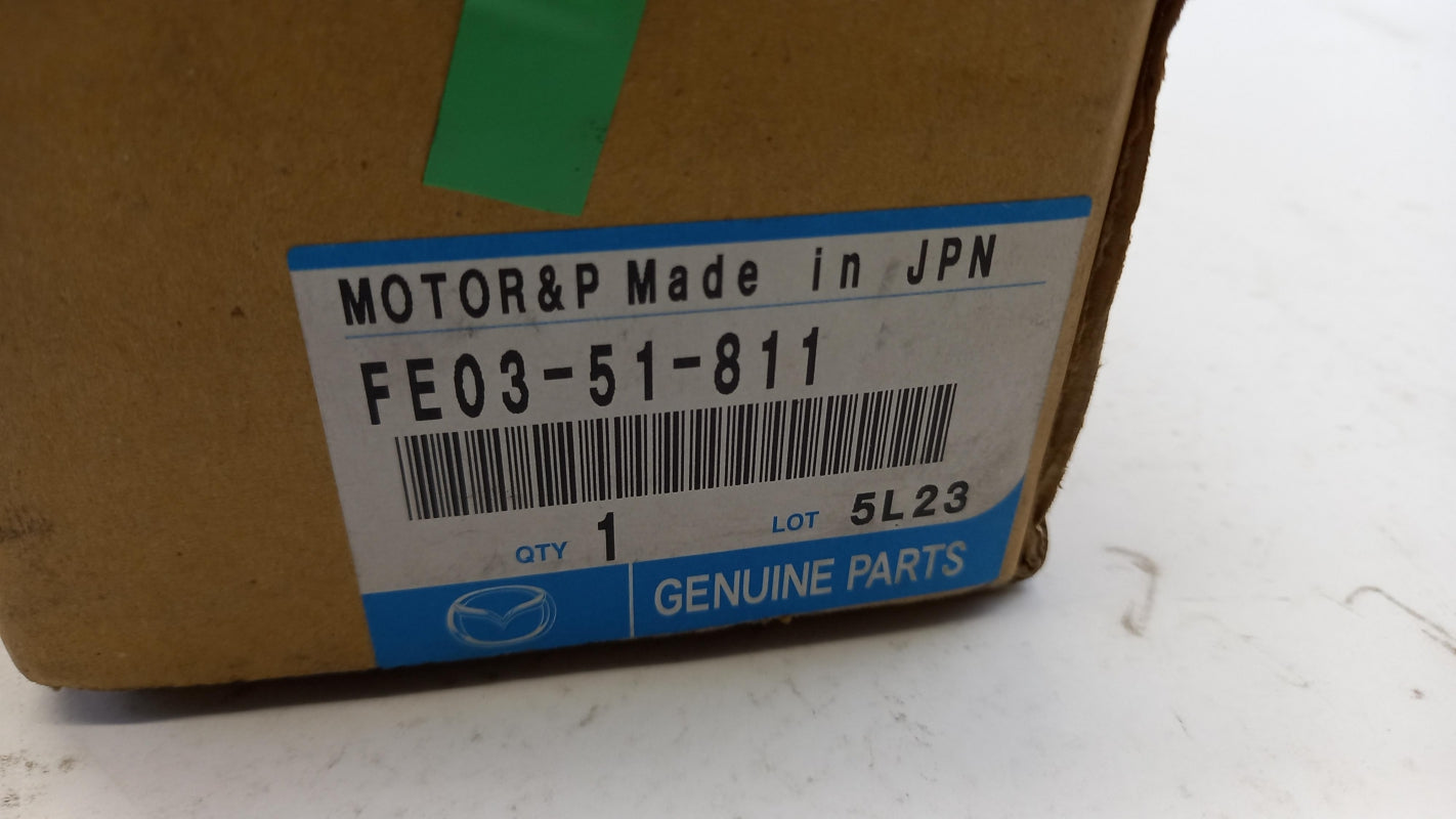 Original MAZDA 3 (BL) 5 (CW) RX-8 (SE/FE) CX-7 (ER) Wischwasserpumpe FE0351811