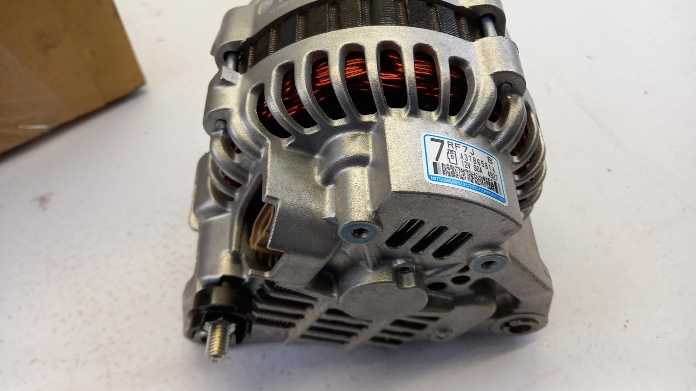 Original MAZDA 3 5 6 2.0CD Lichtmaschine RF7J18300B