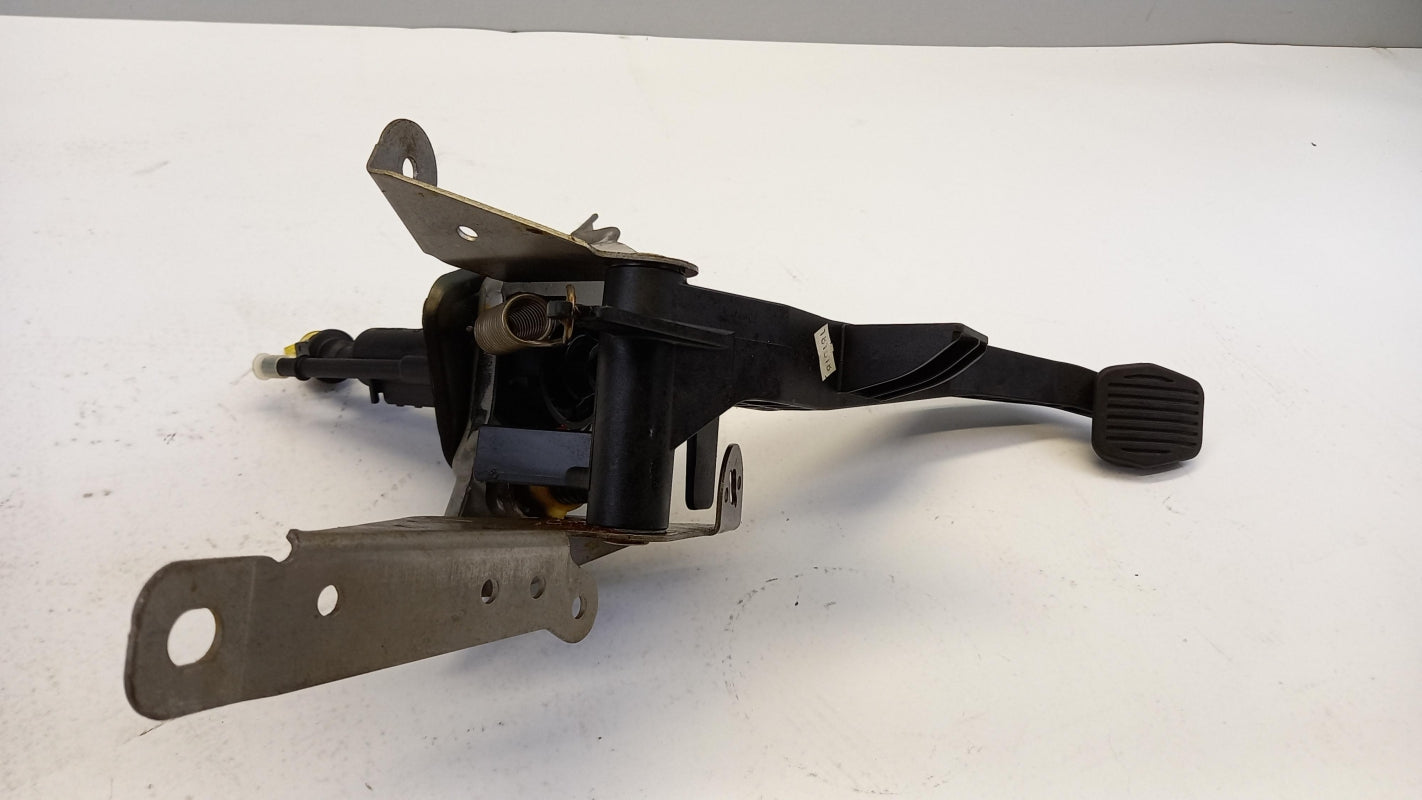 Original MAZDA 3 (BK) Kupplungspedal BP4S41300G