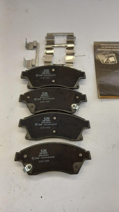 Original OPEL Astra-J Bremsbeläge vorne 95516191