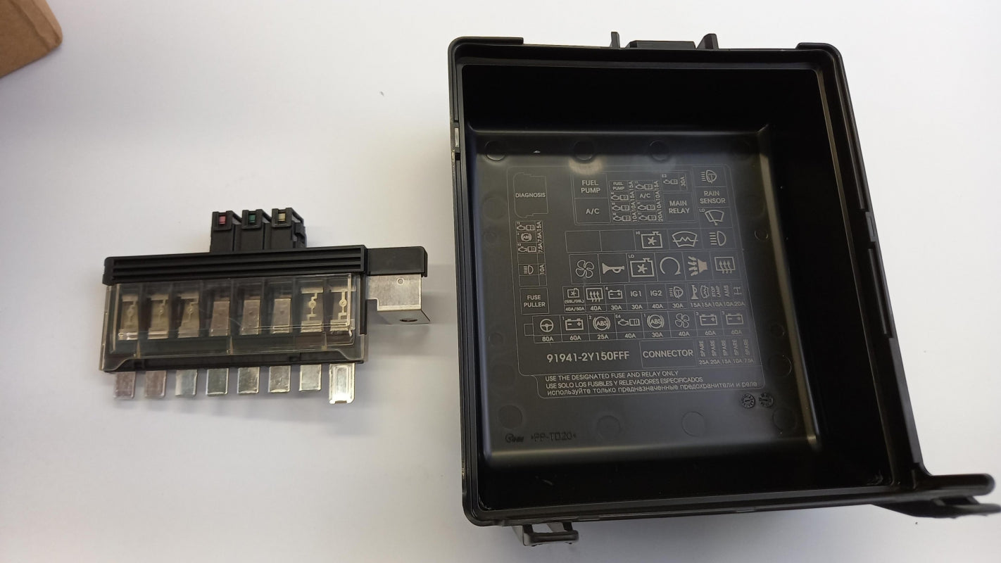Original OE HYUNDAI/KIA Sicherungskasten 91KIT2YEECQQH