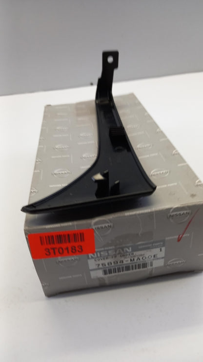 Original NISSAN Atlas Cabstar Scheinwerfer Zierleiste 75894MA00E