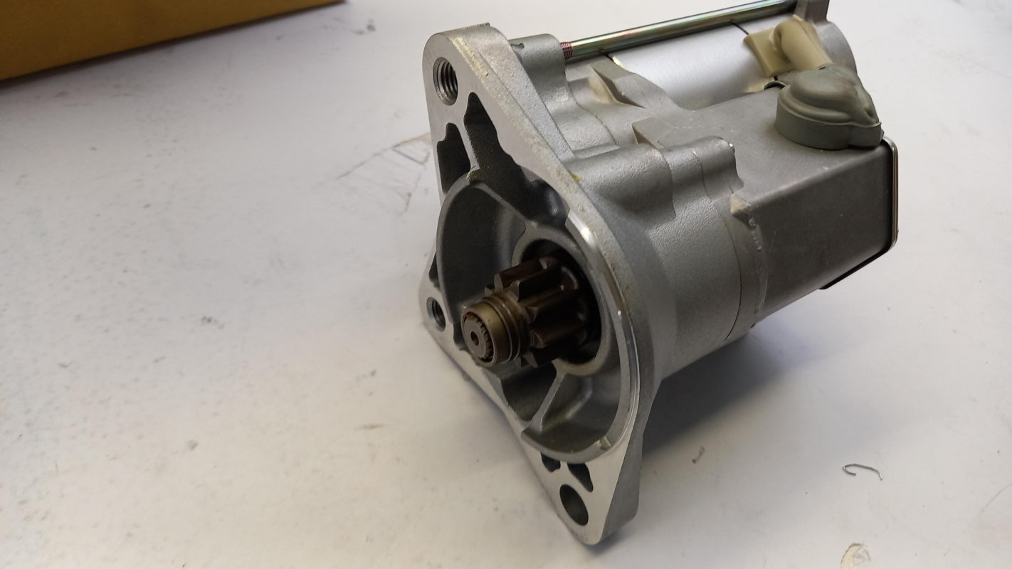 Original MAZDA 323 626 2.0TD Anlasser RFL118400A