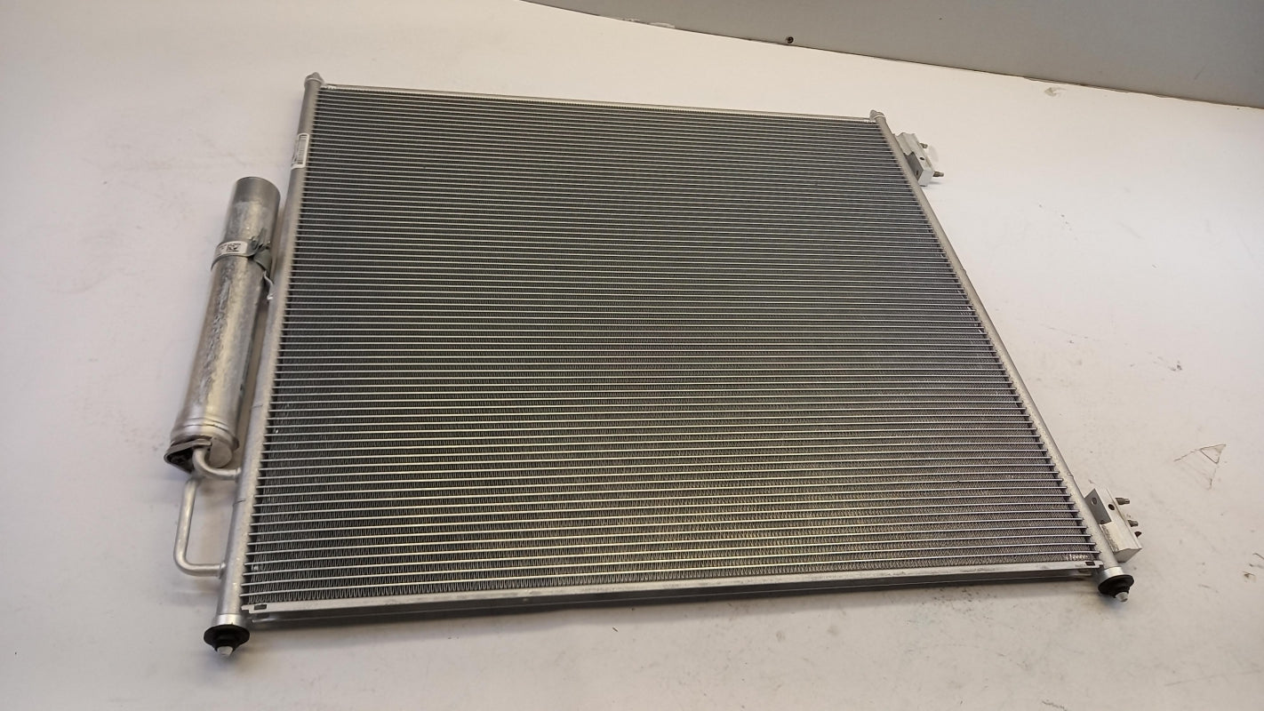 Original OE LAND ROVER Klimakondensator LR137975