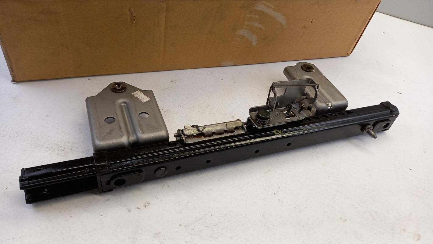 Original OE SUZUKI Sitzversteller 8660465J60000