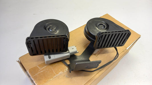 Original LAND ROVER Freelander 2 L359 06-14 Hupe LR032890