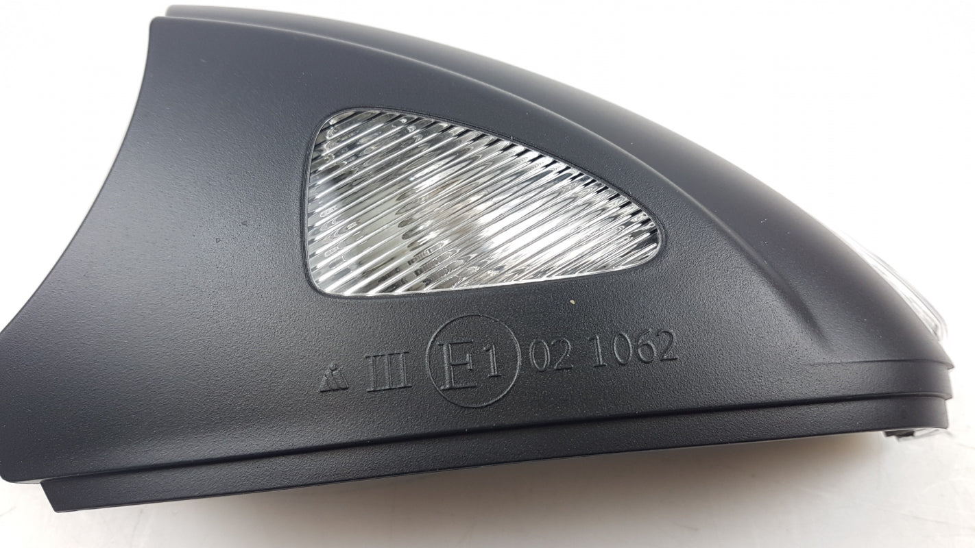 Original SKODA Yeti Blinkleuchte + Standlicht links 5L0949101A