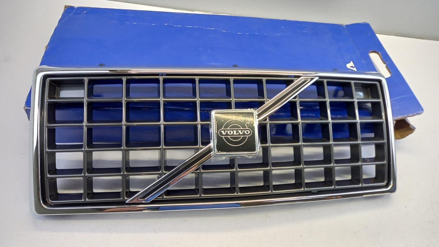 Original VOLVO 940 Classic Turbo Kühlergitter Kühlergrill mit Emblem 9152415
