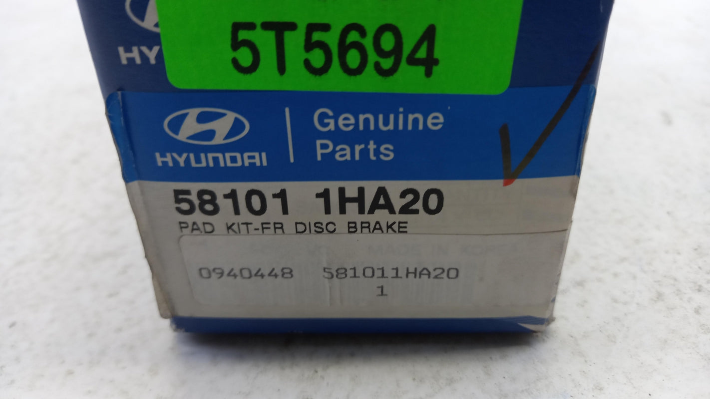 Original HYUNDAI I30 (2007-2012) Bremsbeläge vorne 581011HA20