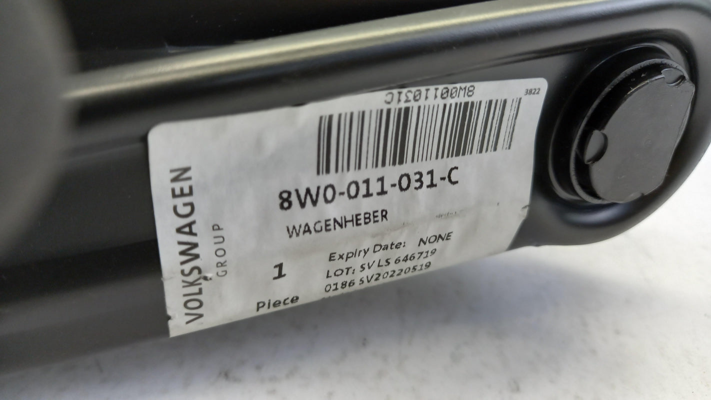 Original AUDI A4 RS4 A5 RS5 Wagenheber 8W0011031C