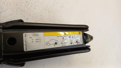 Original AUDI A4 RS4 A5 RS5 Wagenheber 8W0011031C