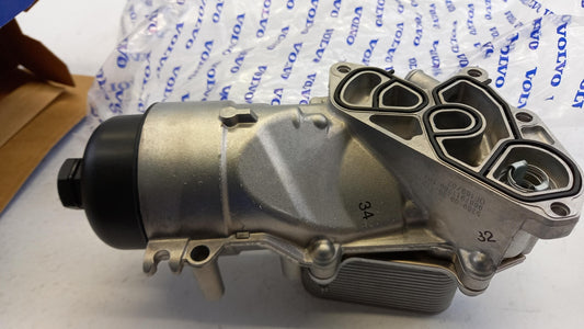 Original VOLVO C30 V40 V50 V60 V70 S80 Ölfiltergehäuse mit Kühler 31321630