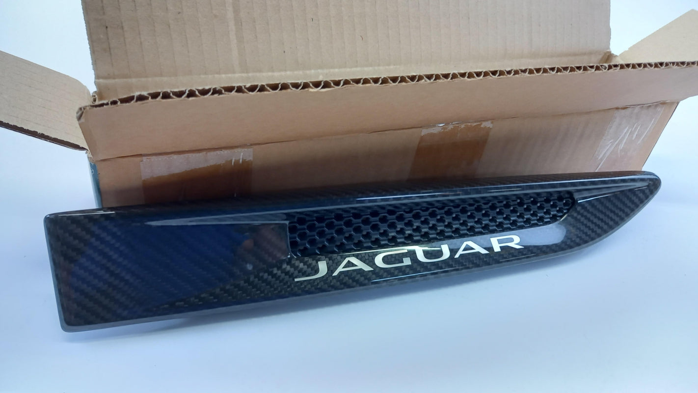 Original JAGUAR XE X760 Seitenwand Zierleiste vorne rechts T2H6208