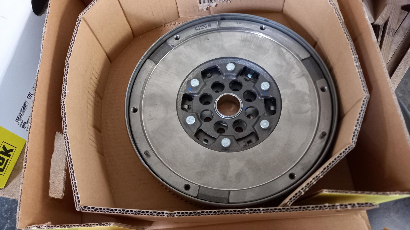 LUK für OPEL Astra H Corsa D Meriva A 1.7 CDTI Schwungrad 415026510