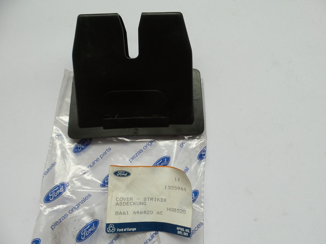 Original FORD B-MAX Fiesta Heckklappenschloss Abdeckung 1555944