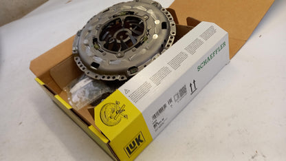 LUK Kupplungssatz für AUDI A3 SEAT SKODA VW Golf 5 6 Passat Jetta Eos 623309400